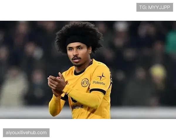 伤情更新:多特蒙德宣布阿德耶米肌肉轻微拉伤,将缺席周末比赛,球队反击速度受损 伤情更新:多特蒙德宣布阿德耶米肌肉轻微拉伤,将缺席周末比赛,球队反击速度受损