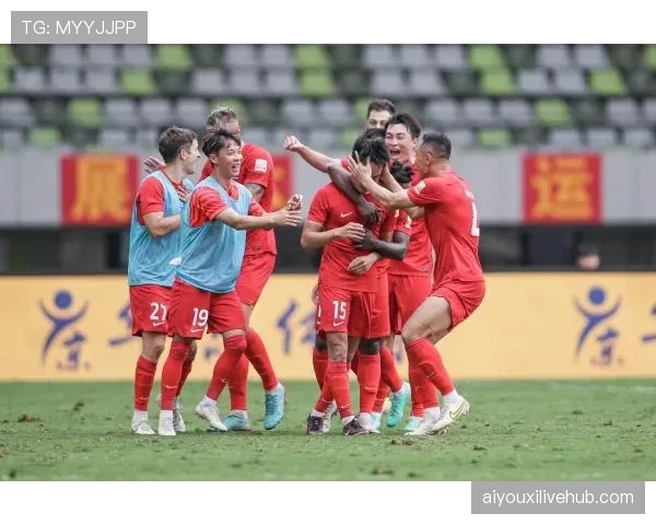 山东泰山1-2不敌大连英博，主场爆冷输球